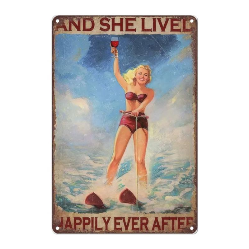 Pin-Up Girls Tin Sign, Retro Metal Wall Art