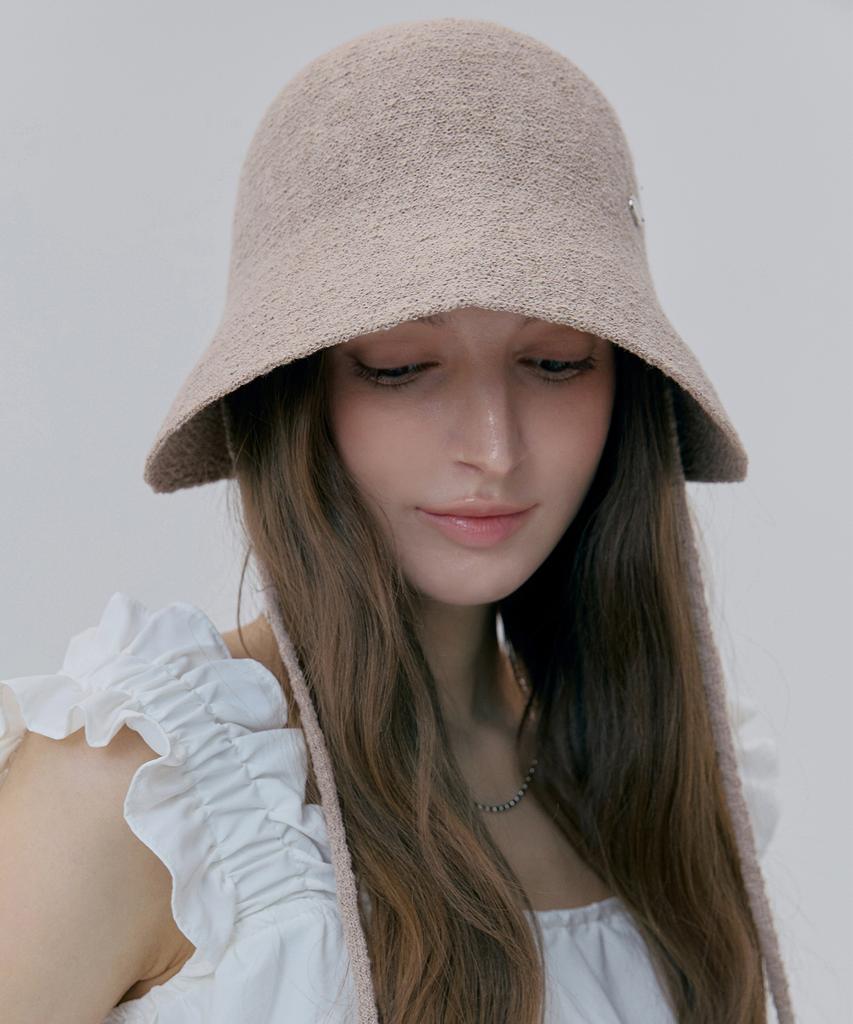 Mineti Curved Brim Studded Knit Bonnet Hat F 10626 Mt