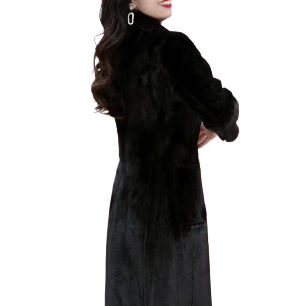 Women's Autumn/Winter 2025 Woolen Coat with Plush Velvet Lining - Slimming and Stylish