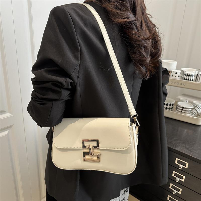 Fashion and Simple Temperament Summer New Versatile Casual Solid Color One Shoulder Crossbody Small Square Bag Woman