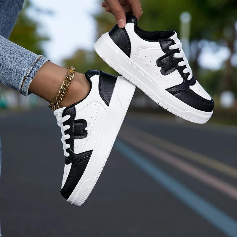 MAEDEF Women's Shoes Skateboarding Shoes Lightweight Breathable Sneakers for Men Women Sports Shoes Casual Vulcanize Footwear