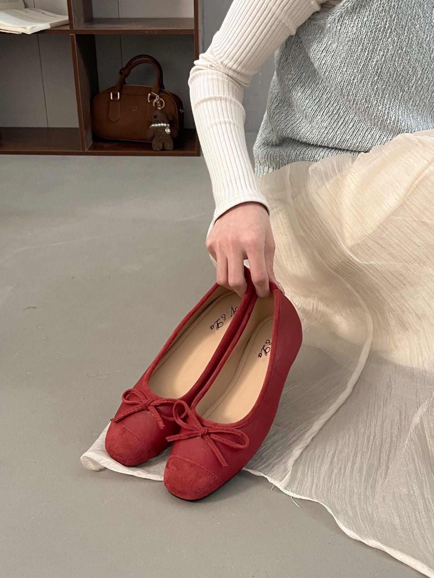 

French inner height increase 2025 spring and summer ballet beanie shoes Mary Jane new single shoes women s evening shoes light mouth silver 35 красный
