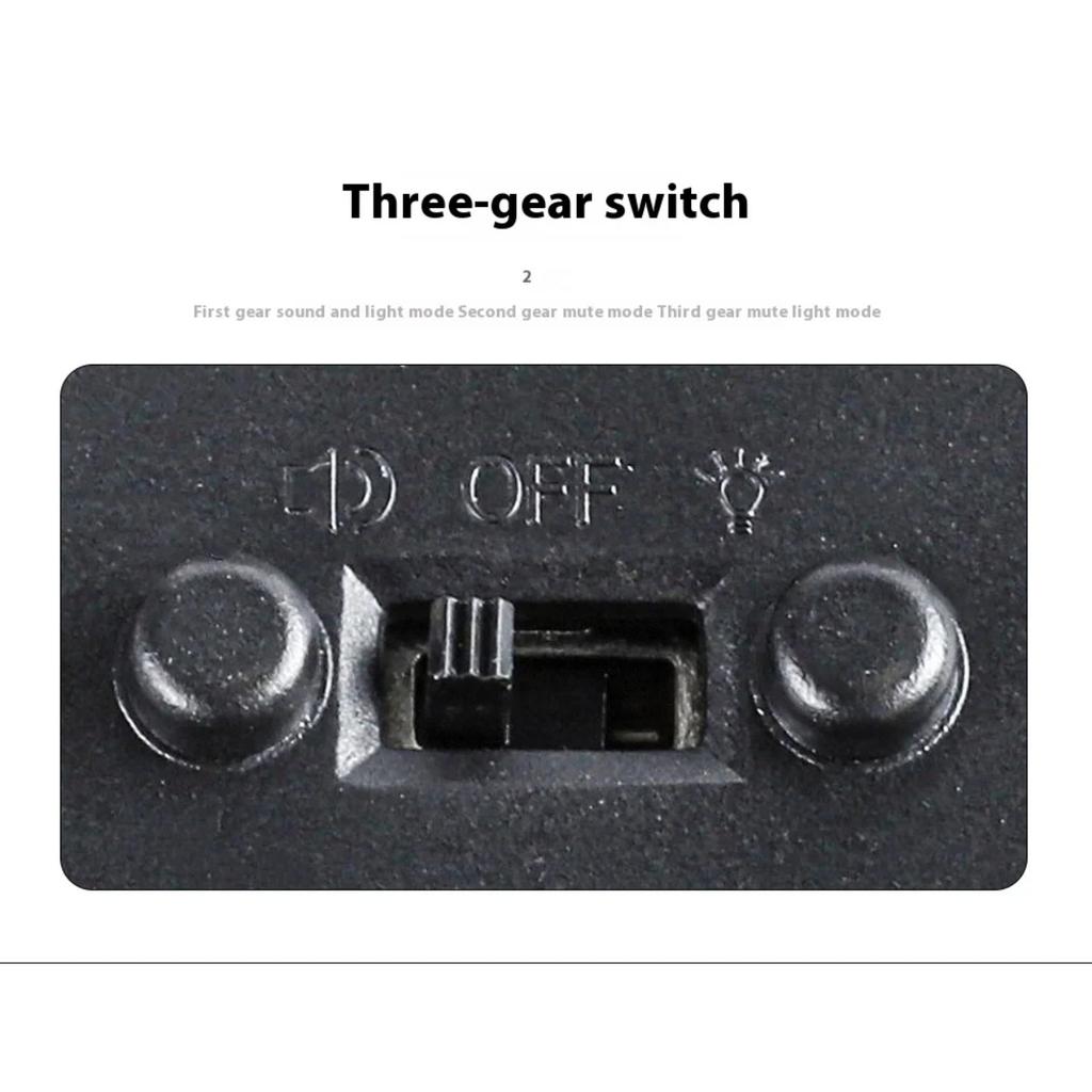 1/24 BMW M3 E30 1988 Supercar Alloy Car Model Sound and Light Pull Back Children's Toy Collectibles Birthday Gift