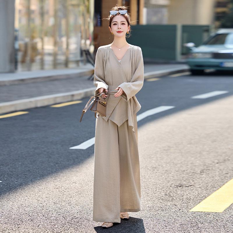

Women s Spring 2025 Casual Set: Coat & Wide-Leg Pants (HE5013) S (90-110 jin)