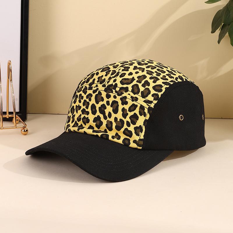 

Cross-border vintage British leopard-print patchwork baseball cap side vent cap, Spice personality fashion visor One Size