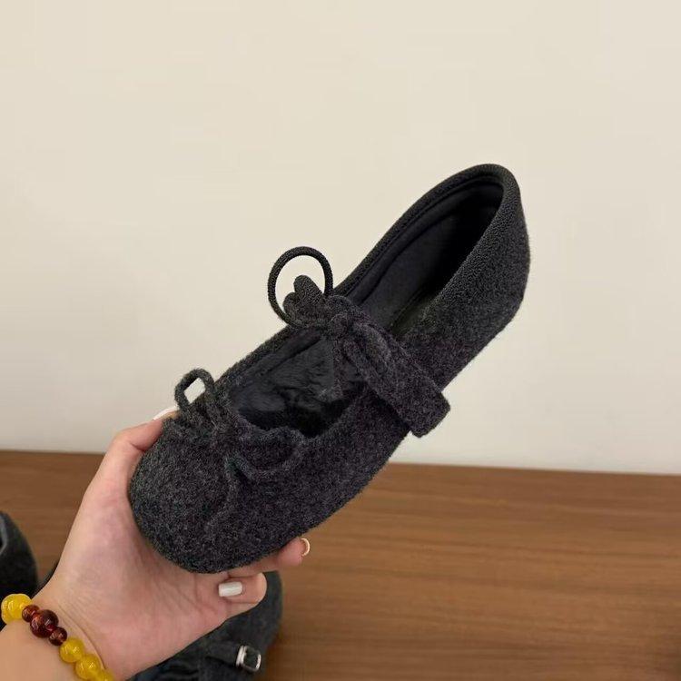 Gray plush plush shoes for women to wear outside, heightened and thickened in winter, warm Mary Jane shoes