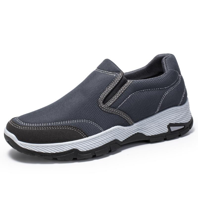 2025 new breathable one-pedal lazy shoes men's versatile casual men's shoes spot outdoor sports shoes