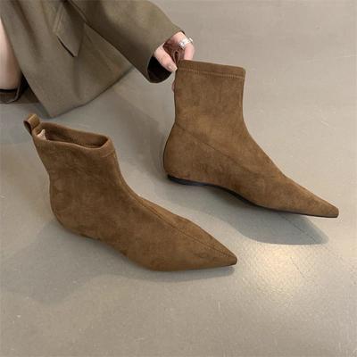 Foot Feeling Niche College Style Soft Sole Comfortable Not Tired Thin Boots Retro Short Boots Pointed Design Socks Boots