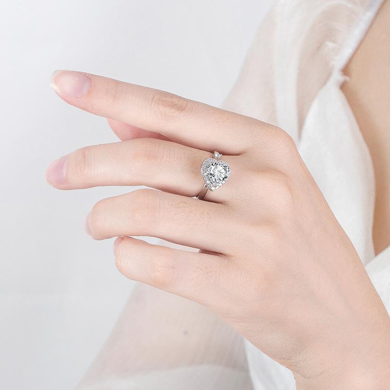 Hot-Selling Heart-Shaped Ring Rotating Real Gold Electroplating Craftsmanship Design Sense Ins Style Female Exquisite Jewelry