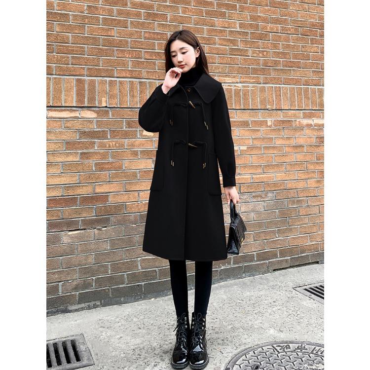 Stylish and Elegant Red Woolen Coat with Horn Buckles for Weddings and Fashionable Women