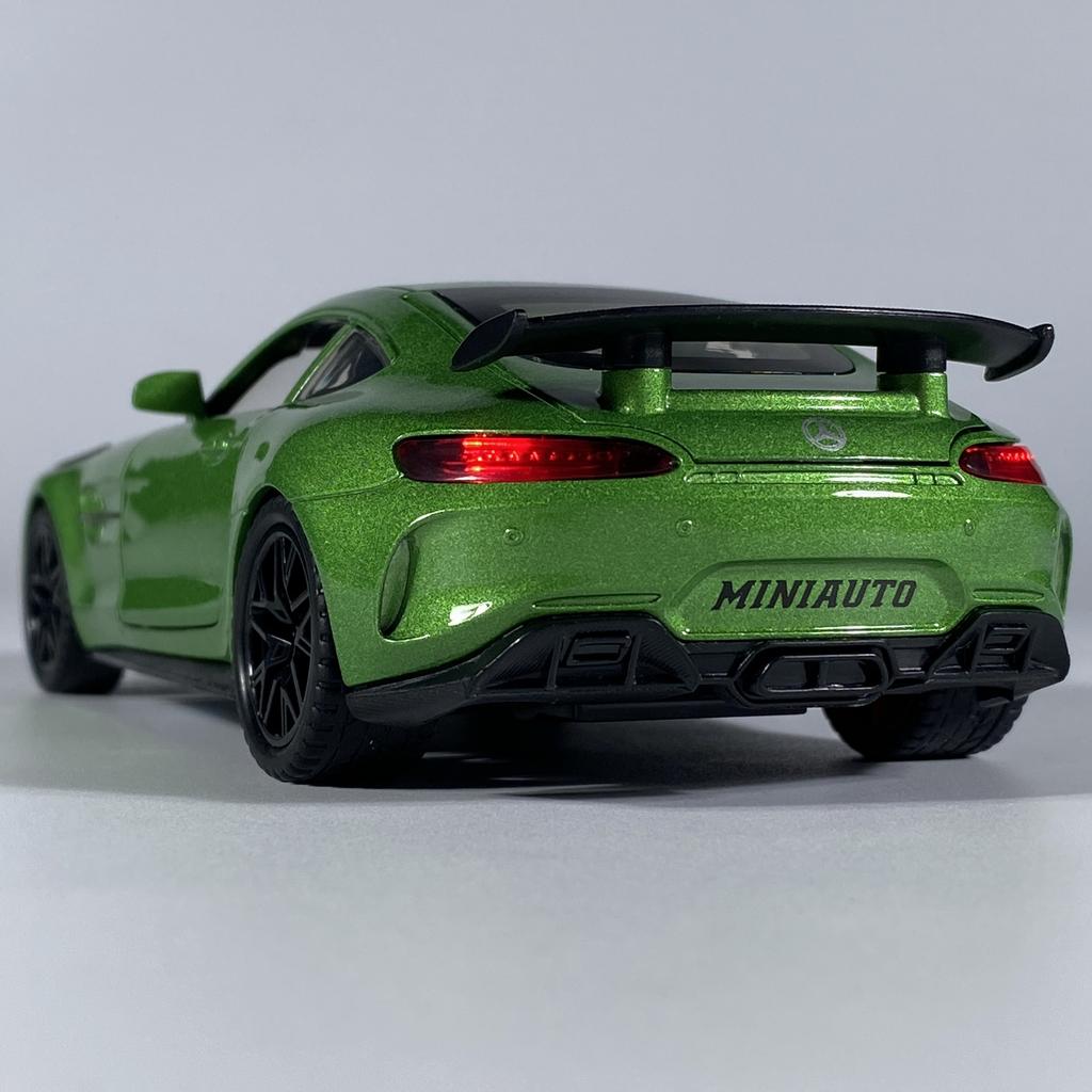 NHE2 1:32 Benz AMG GT Super Sports Car Alloy Metal Diecast Model Car Sound And Light Pull Back Classic High Simulation Ornament Gifts