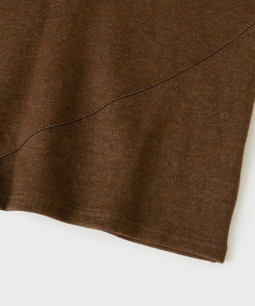 HOOVES Oblique Half-Neck Long Sleeve [Brown]