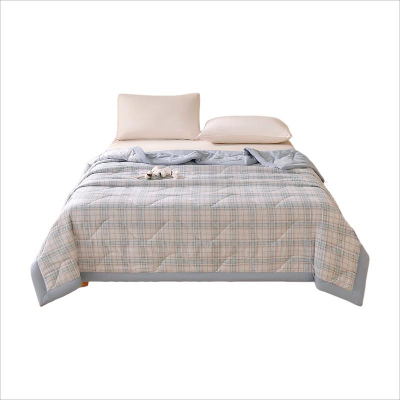 Hodo All-Season Soft Fiber Quilt