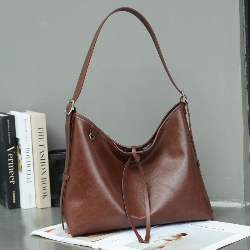 Underarm Bag Woman Vintage Vegetable Tanned Cowhide Bag Woman Shoulder Bag Large Capacity Bag