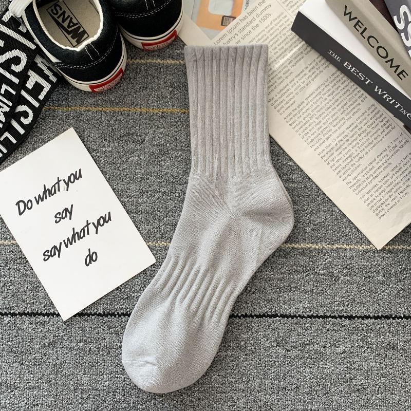 

Men s Mid-leg Socks, High-waisted Solid Color, Thickened Anti-odor for Autumn and Winter, Versatile Sports, Sweat-absorbing Couple Long Socks 1 pair світло-сірий колір