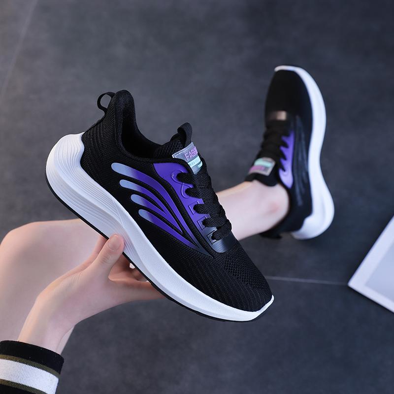 Fashion New Sports Shoes for Women in Spring and Summer Non Slip Soft Sole Wear-resistant Mesh, Breathable Casual Shoes Versatile