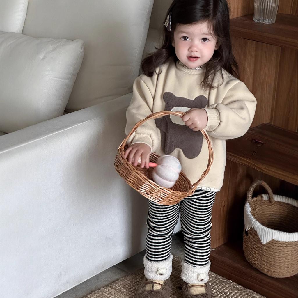 Children's winter thickened sweater new children's clothing baby warm clothing girls velvet bear suit