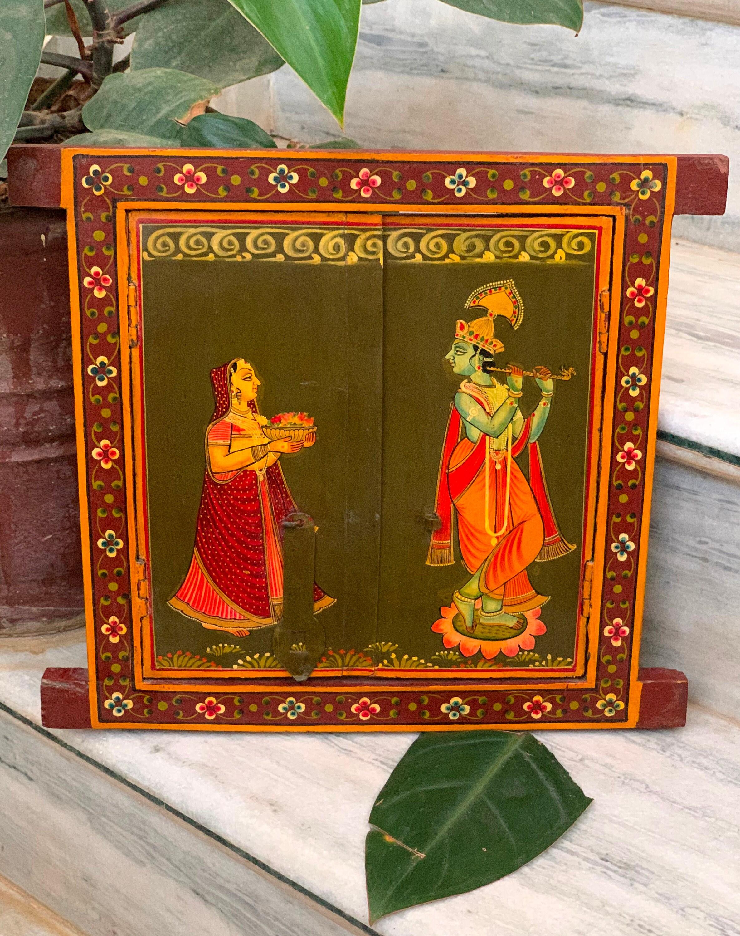 Handmade Radha Krishna Painting: Vintage Wooden Window Wall Decor разноцветный