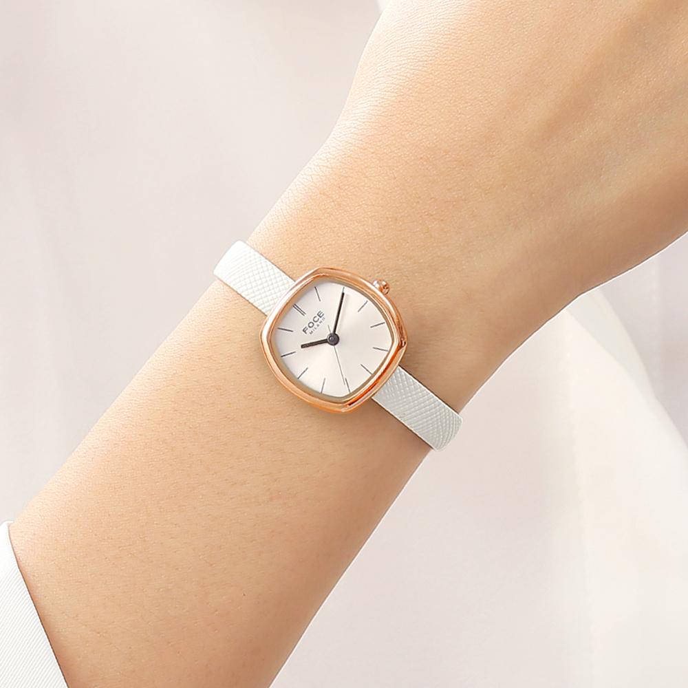 Pocheleidi Women'S Mesh Band & Leather Band Wristwatch 5-Piece Set Fm2015Wrg-Set