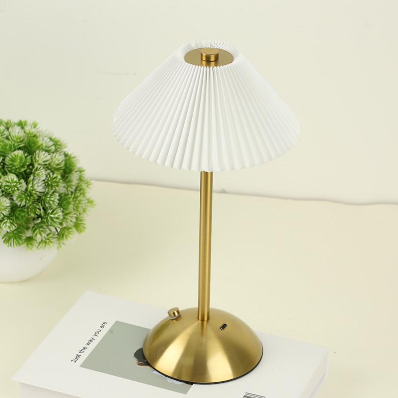 LED Table Lamp Creative Atmosphere Desk Lamp USB Rechargeable Table Lamp Vintage Bedroom Bedside Study Decorative Night Lights