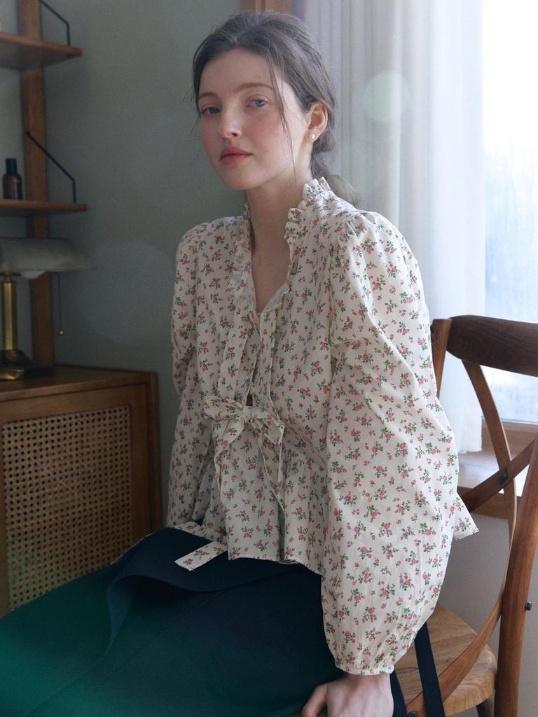 FABRICSEOUL Neck Frill Flower Ribbon Blouse_Ivory
