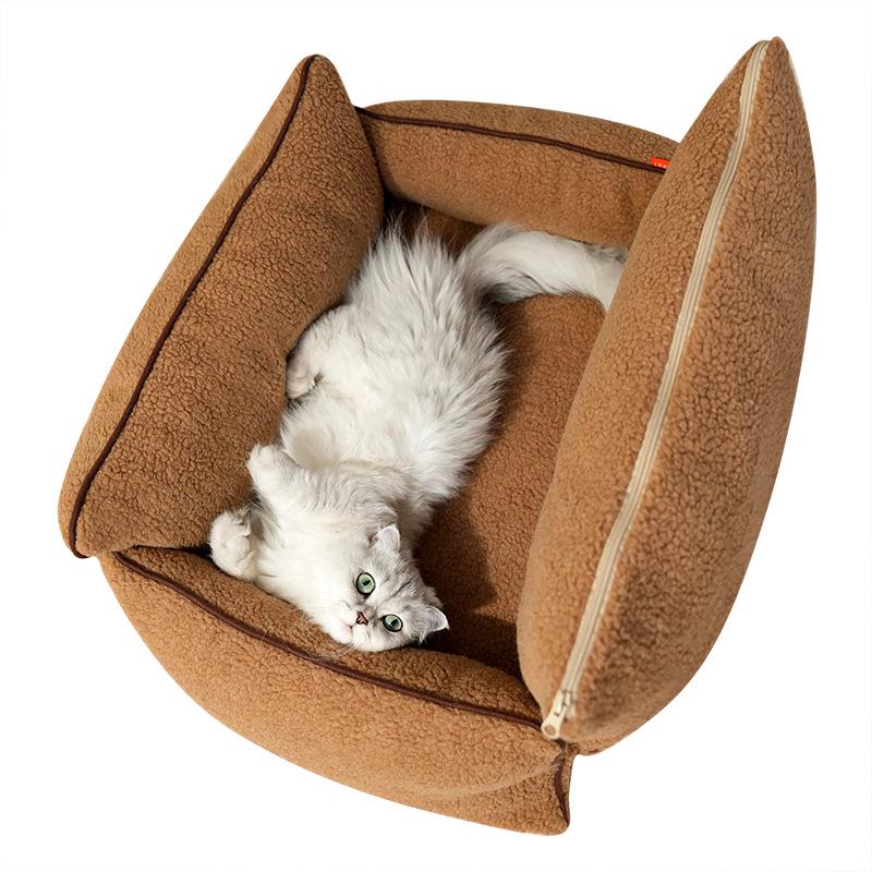 

All-Season Warm Washable Pet Nest: Comfortable Dog House & Cat Bed Mat S (50 x 38 x 25 cm)