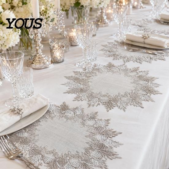 Hollow Edge Table Mat Lace Mat, Non-Slip Round Placemat, Heat-Insulating Anti-Scalding Textured Dining Oil-Stain Resistant Tablecloth for