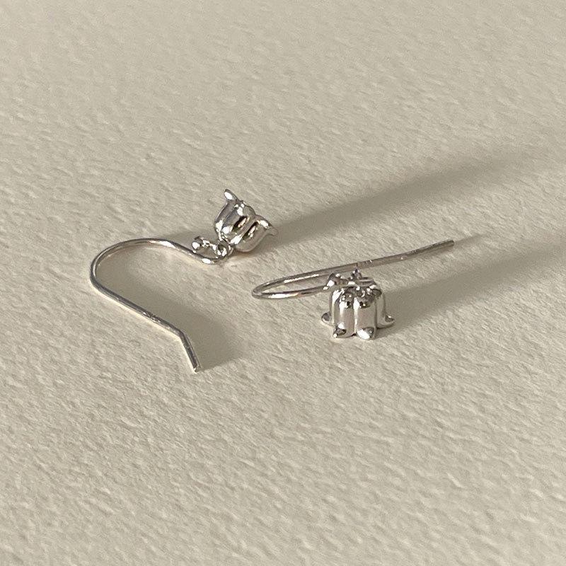 Lag Earrings for Women with High-end Niche Design New Trendy Lily of The Valley Flowers