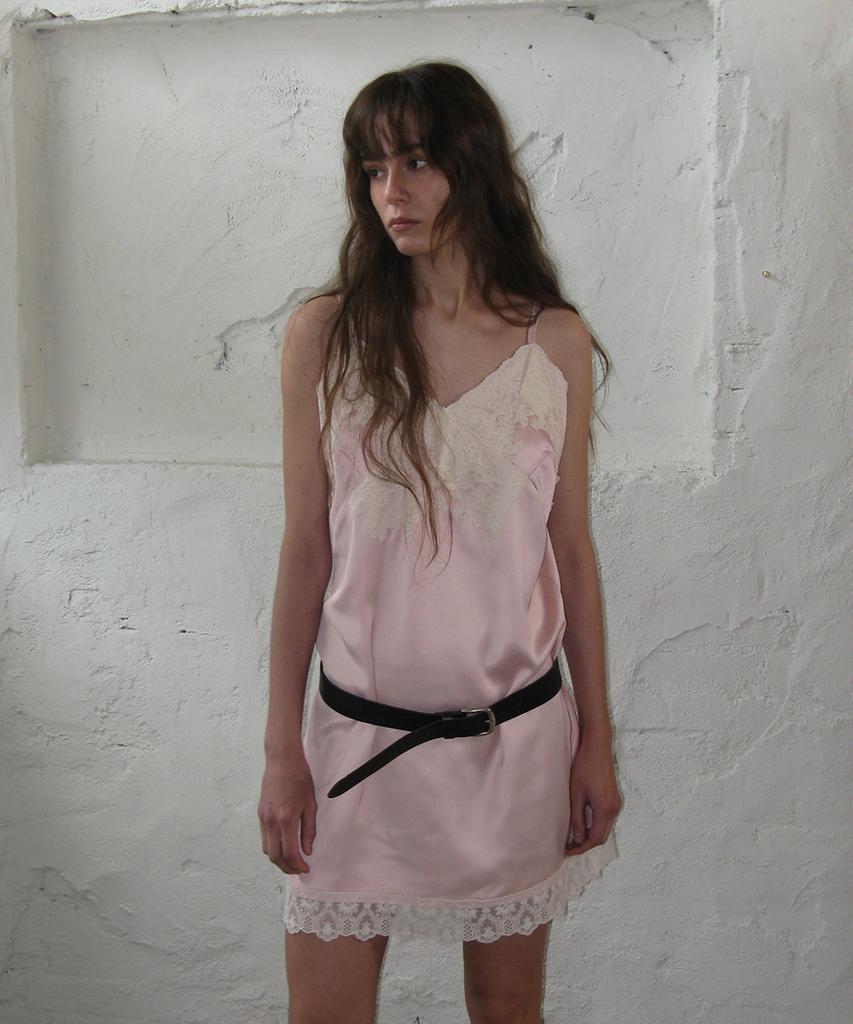 WITHOUT SUMMER Roa Satin Dress_Pink