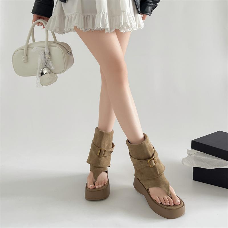 Internet celebrity explosion retro heightening thick-soled herringbone short boots women 2025 new summer wear non-slip French cool boots