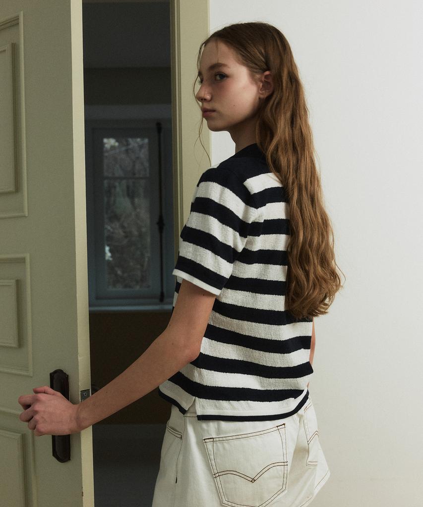 GREENBUTTER Stripe Collar Knit (Ivory/Navy)