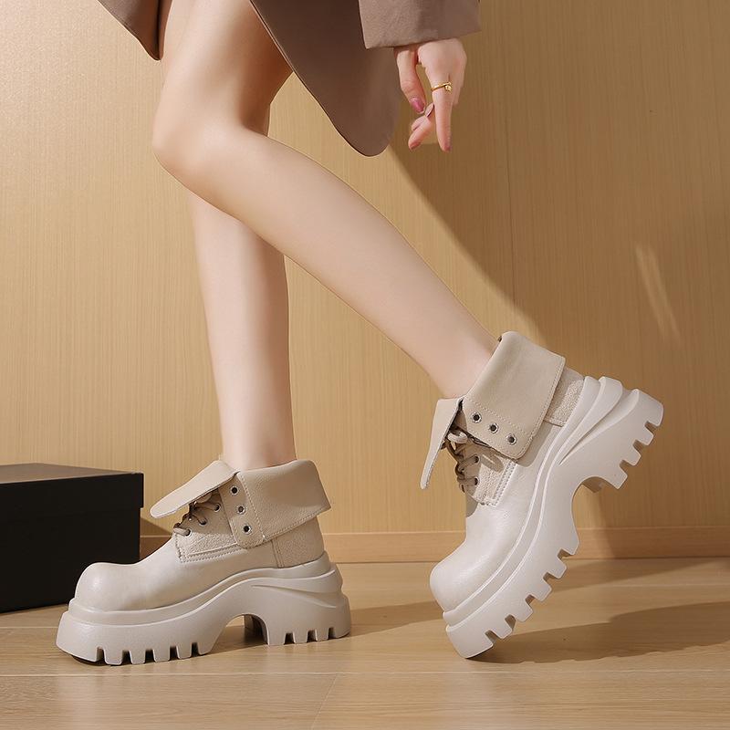 

Мартинсы на толстой подошве женские осенние новые на шнуровке с отворотом два варианта носки ботинки Мартинсы короткие ботинки рабочие ботинки ботинки цвета ревеня 40