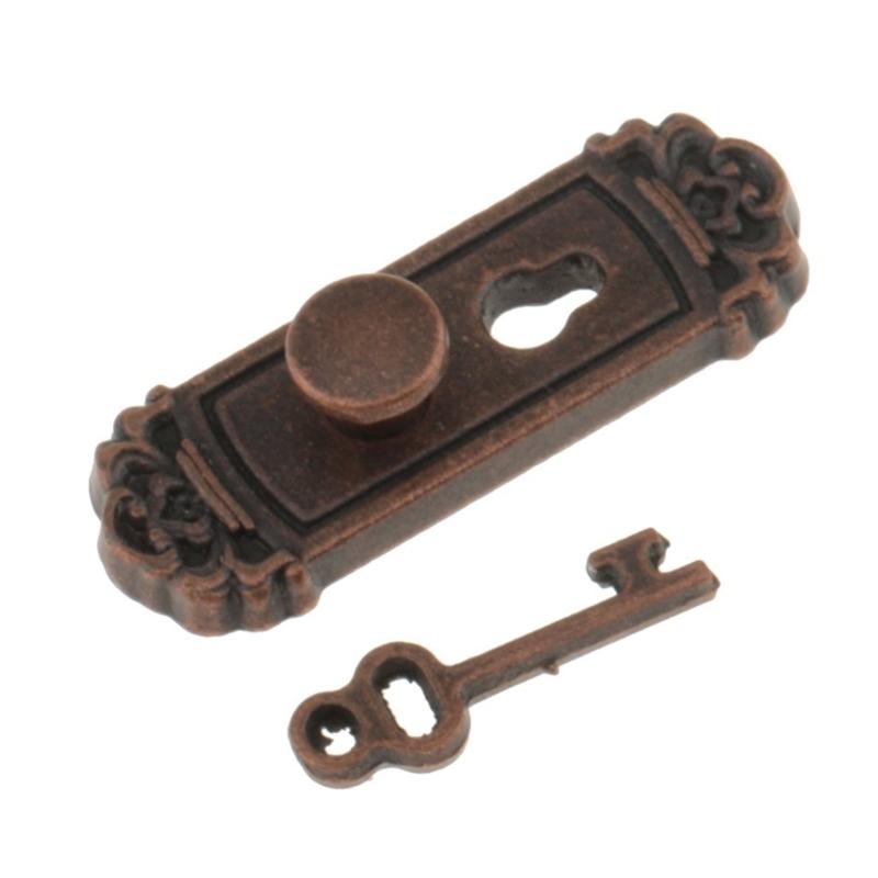 1:12 Scale Miniature Door Lock and Key Set 2 in 1 Pack Door Knocker Lock Set Vintage Dollhouses Decoration Accessories