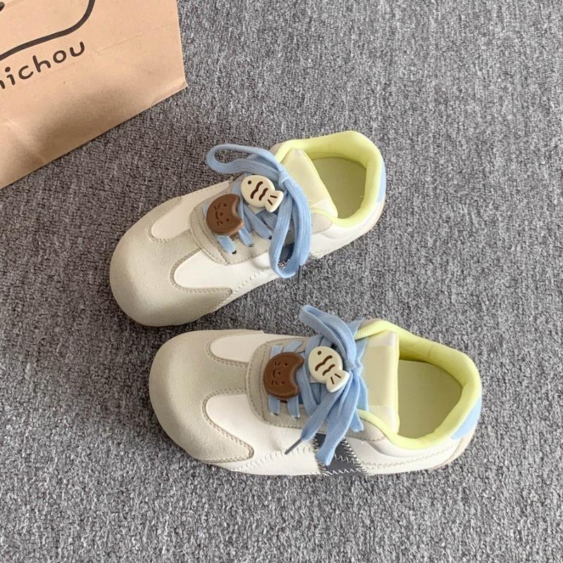 

Women s little white shoes new spring and summer flat-bottomed versatile sports and leisure board shoes 40