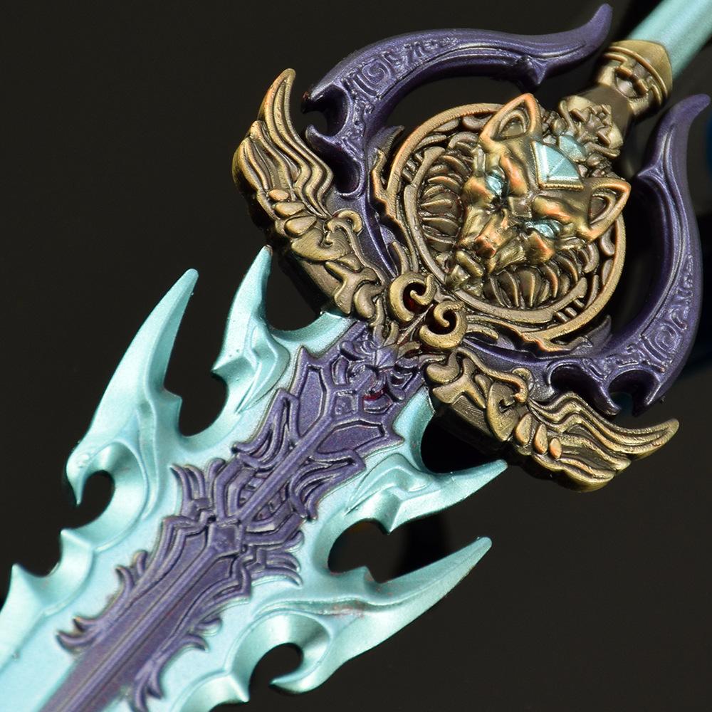 23cm/9.06in Frostwolf's Cold Weapon Model Props Peripherals Teeth Knife Cosplay Collectible Desk Cosplay Hobbies Decorative