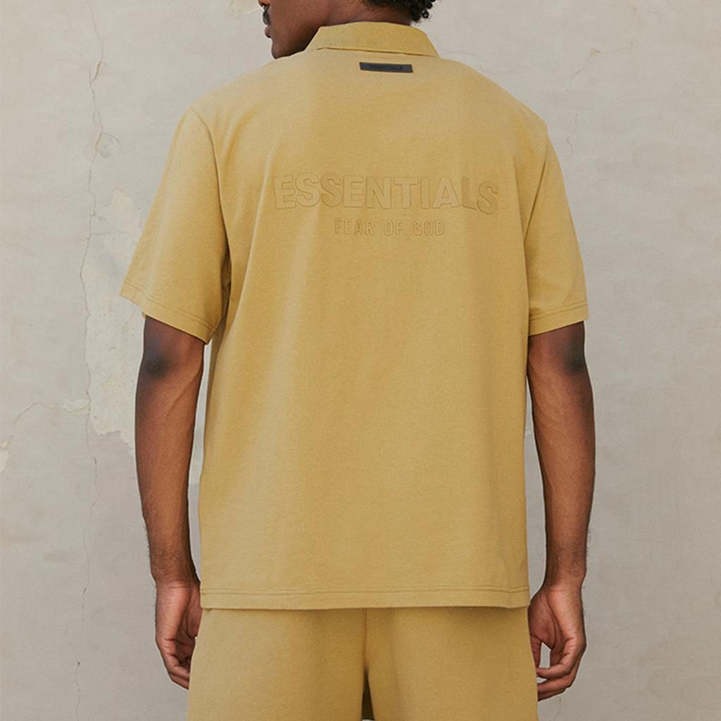 Fear of God Essentials Kurzarm-Polo mit einfarbigem Logo-Print Unisex-Oberteile Bernstein FOG-FW21-006