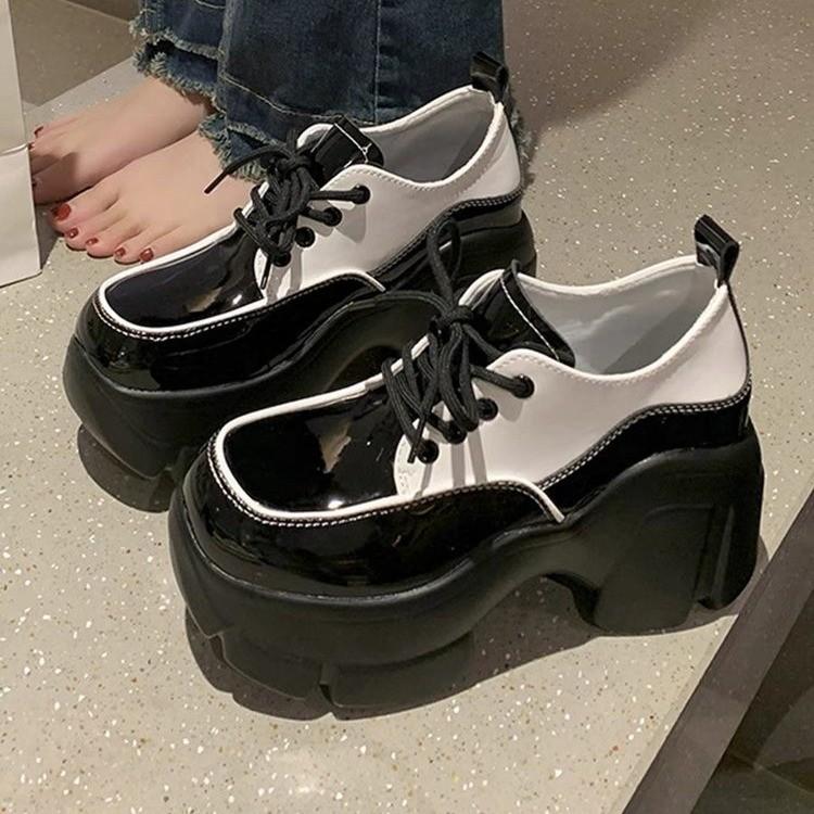 Autumn and Winter New Women's Shoes Platform Heightening Martin Boots Medium Tube Comfortable Handsome Lace-up Single Shoes Women's Boots