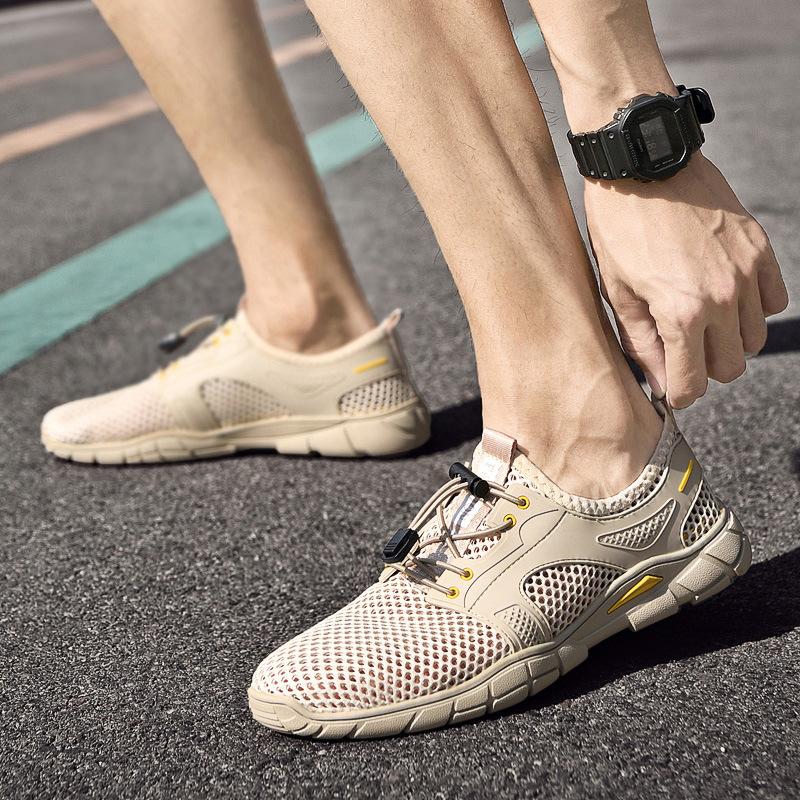 Sapatos Masculinos Verão Novo Moderno Combina com Tudo Sola Grossa Corrida Sapatos Casuais Respirável Vazado Tênis de Malha