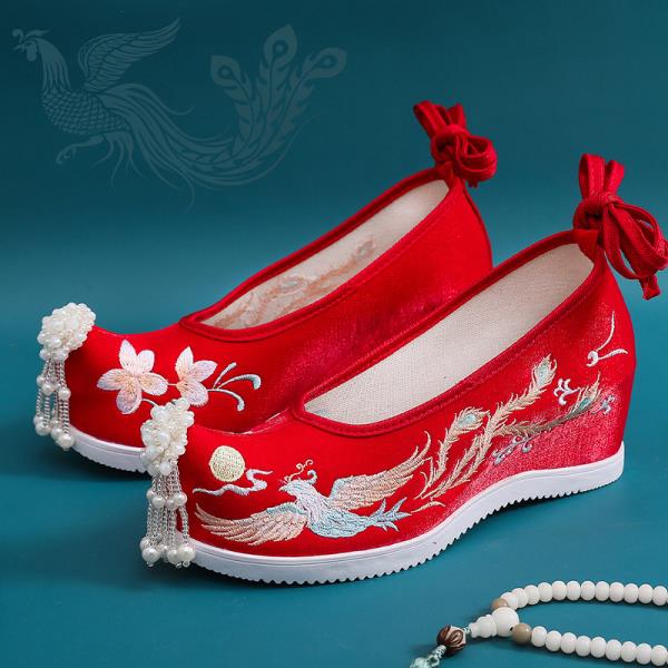 Fashion Shoes Woman 2025 Female Footwear Fringe Clogs Platform Increas Height Autumn Pearl Decorateion New Dress Summer Tassel Creepers