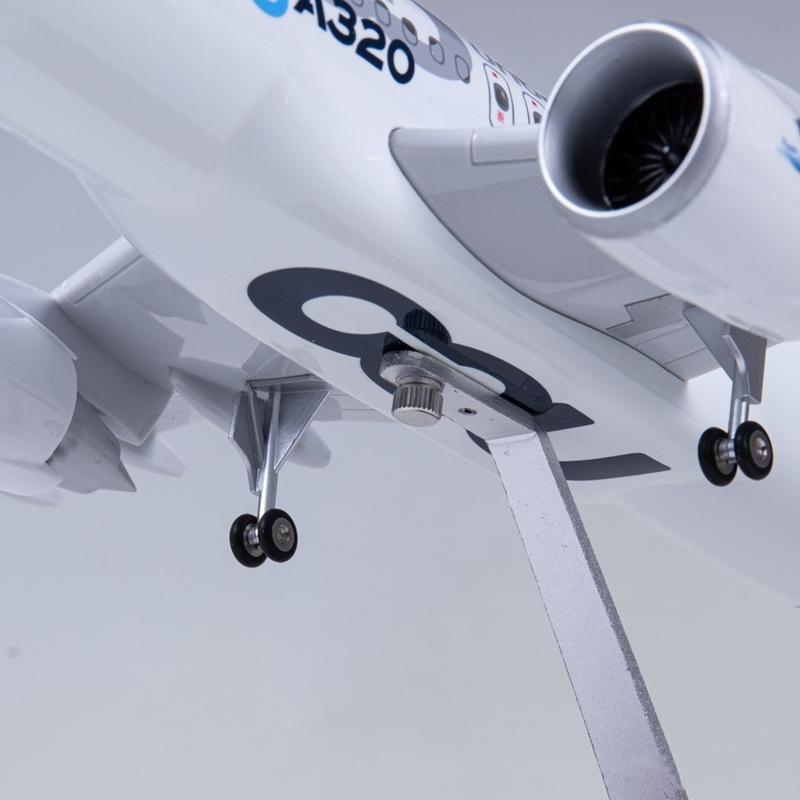 1/80 scale plane A320neo Air Airlines Model Toy Light & Wheel Landing Gear Resin Diecast airplane model toys boys kids collectib
