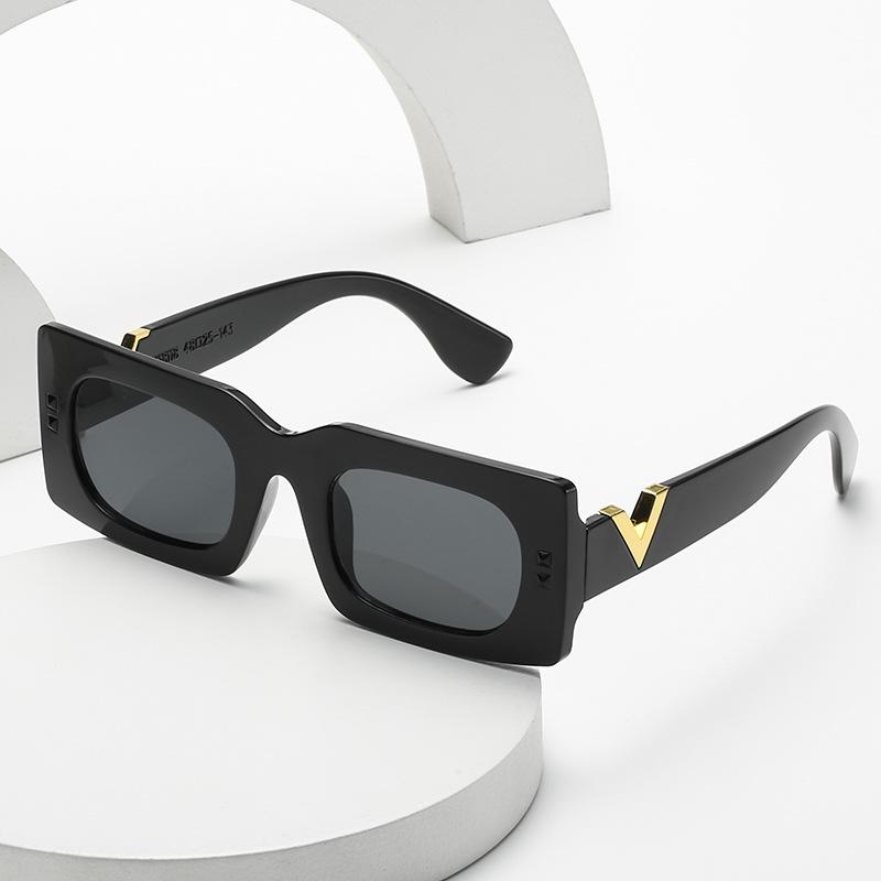 New Small Frame V-shaped Sunglasses Women's Fashion Hip-hop Square Glasses Internet Celebrity Street Sunglasses S