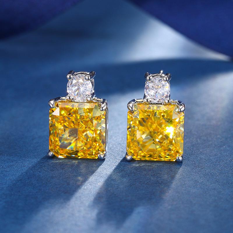 

Autumn And Winter Jewelry High Carbon Diamond Ice Flower Cut Copper Inlaid Princess Square Yellow Diamond Set 12 * 12-10 * 10