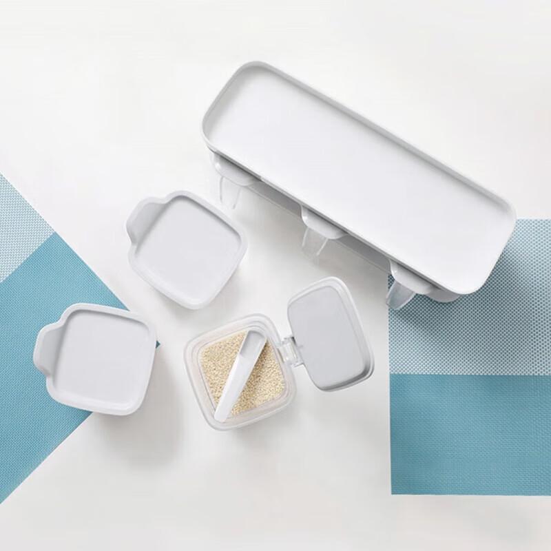 Press-Type Glass Food Storage Jar