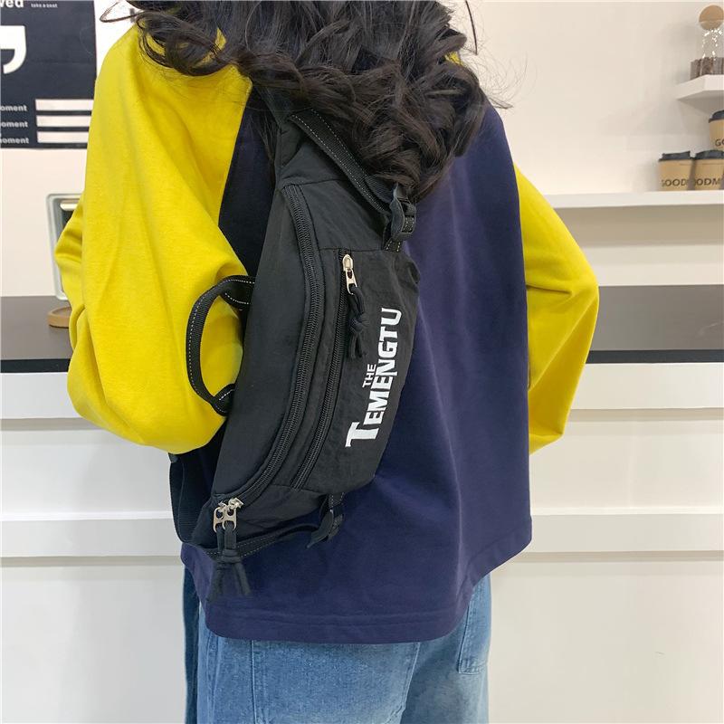 Tide cool neutral locomotive letter breast bag Japanese and Korean casual large-capacity shoulder messenger bag