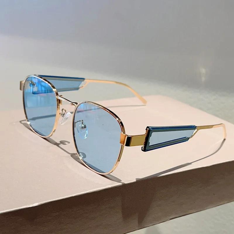 

New y2k Popular Fashion Metal Square Sunglasses Women For Men Punk Sun Glasses Luxury Brand Designer Outdoor Driving Eyeglasses