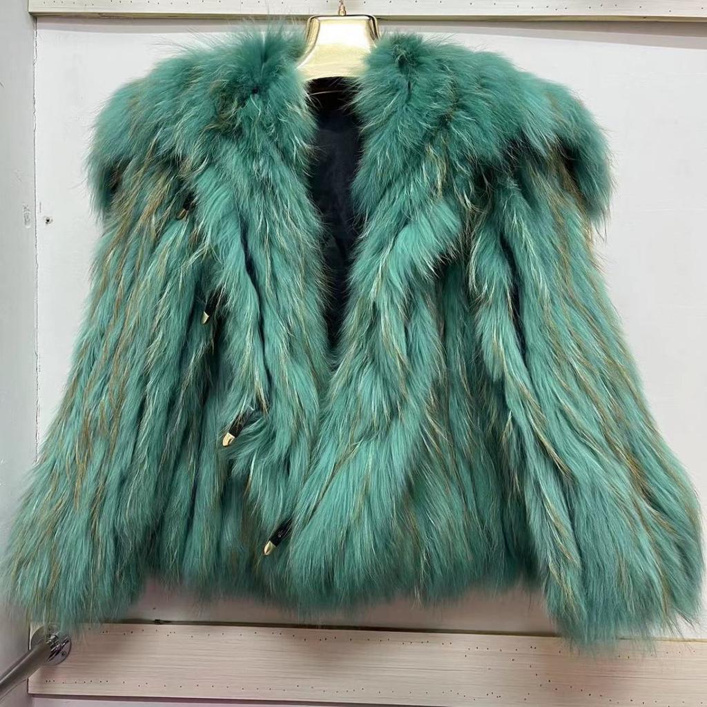 New 100% Real Raccoon Fur Striped Large Lapel High Waist Short Quilted Fur Coat