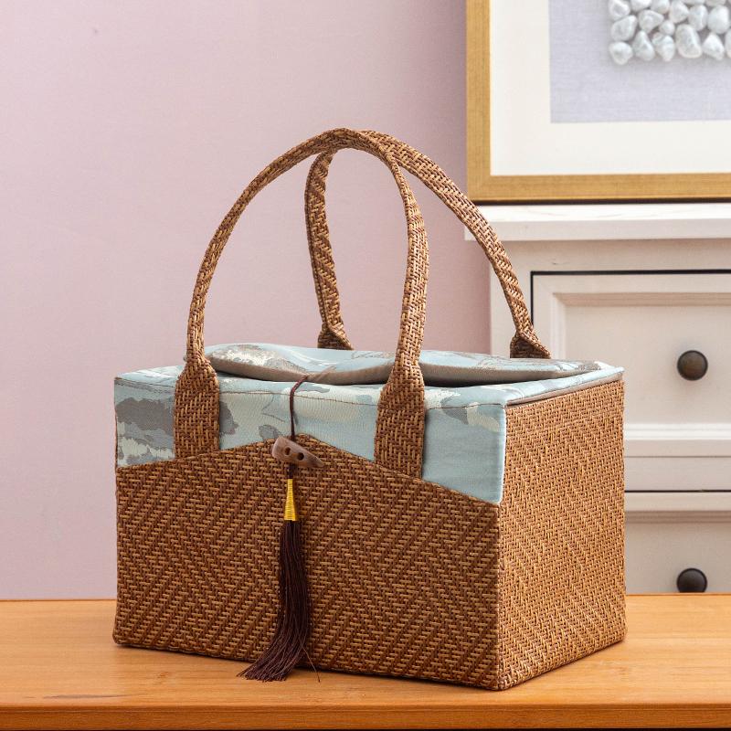 Light Luxury Rattan Woven Hand-held Wedding Gift Boxes Spring Festival Wedding Tea Wedding Souvenirs Birthday Gift Empty Box