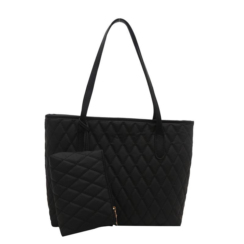 Fashion and Elegant Temperament Versatile New Large-capacity Tote Bag Simple Personality Solid Color Portable Shoulder Armpit Bag Women