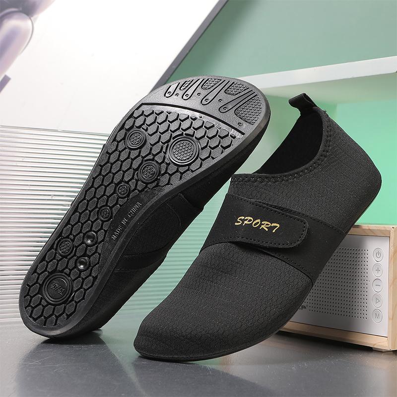 

Водне взуття для чоловіків, жінок, босоніж, швидковисихаючі водні шкарпетки, пляжне взуття, йога, спорт, дайвінг, риболовля, серфінг, кросівки вбрід 44-45 сірий колір