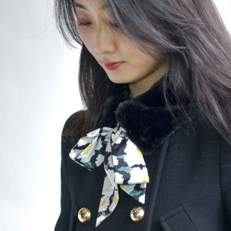 HAUT COLLECTION Aran Muffler Rose of Sharon G1